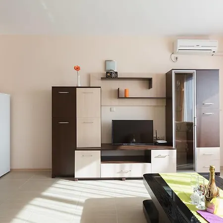 ❤studio On 1st Beach Line In Rich Beach ❤lw ❤ شقة